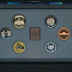 Япония, Набор монет (2001 г.)