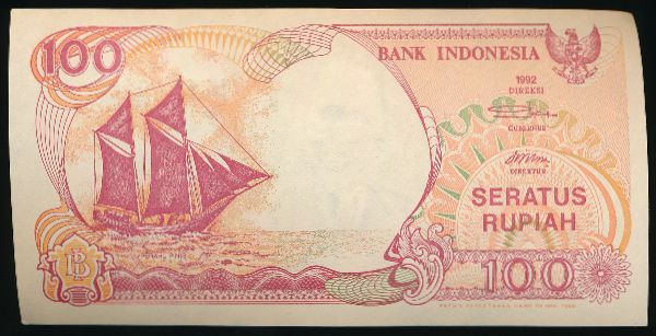 Индонезия, 100 рупий (1992 г.)